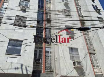 Apartamento · 68m² · 2 Quartos · Ótima Localização.