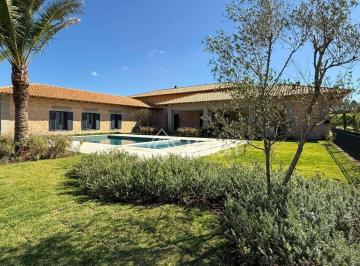 4fa8acf92c827e7590d79f12d737c3ec95b925b6 · Casa à venda no Condomínio Fazenda da Grama em Itupeva/SP