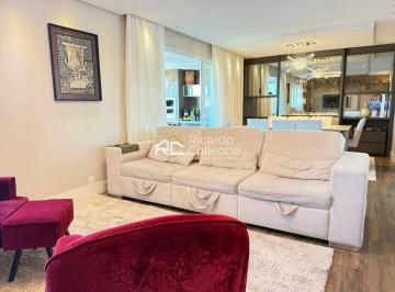 Apartamento · 131m² · 3 Quartos · 2 Vagas · Apartamento Padrão 131m2, 3 Quartos, 1 Suíte, 2 vagas.