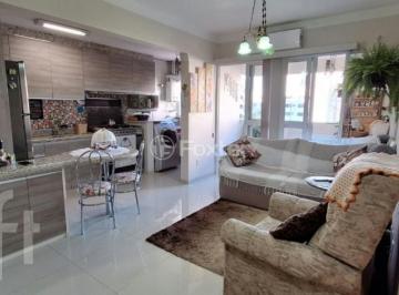 ee882167 · Apartamento, 2 dormitórios, 80 m², em Centro