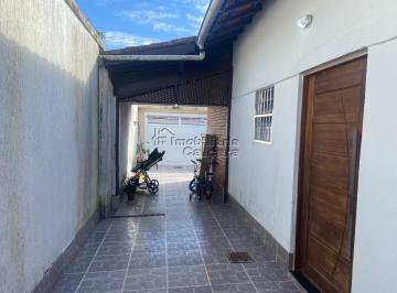 202504301020323065.jpeg · Casa com 03 dormitórios no Jardim Imperador, á  500 metros da praia!