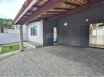 Casa · 200m² · 3 Quartos · Casa Térrea com 3 Dormitórios para alugar, 200m² por R$ 4.200,00/mês - Jd. Maristela - Atibaia/SP