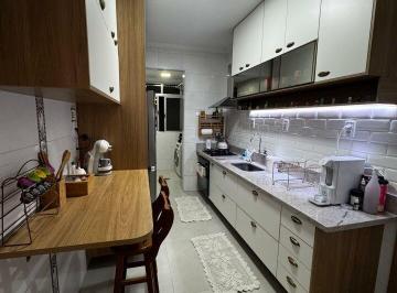 Apartamento · 82m² · 2 Quartos · 1 Vaga · Apartamento à Venda ? 2 Dormitórios | Garagem Fechada | 1º Andar
