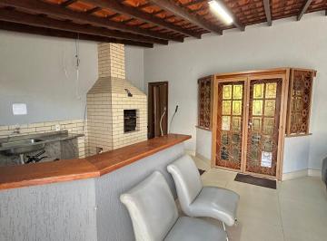 Casa de 3 quartos, Guará · GUARÁ II - CASA TÉRREA, INCRÍVEL, NA LAJE, 3 QUARTOS, SENDO 2 SUÍTES E 3 VAGAS.