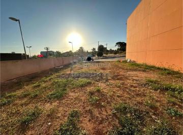 Comercial · 200m² · Salão em construção com pé direito de 8 metros (ótima localização) aproximadamente 200m²