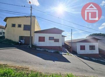 46f9d019467ef0aa3e010fc31150ac3647166582 · Casa com 7 dormitórios à venda, 264 m² por R$ 680.000,00 - Jardim Recanto Alegre - Bragança Paulista