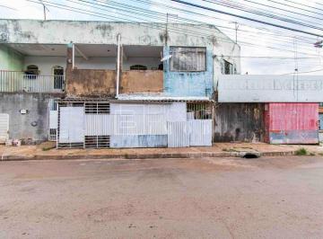 Casa · 200m² · 6 Quartos · 2 Vagas · Casa com Lote Grande de Esquina em Rua Comercial Samambaia Sul 516