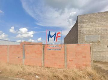 Comercial · 700m² · Excelente galpão em Pirassununga SP, 700 m² a.c. e de terreno , imóvel de esquina, administração e e
