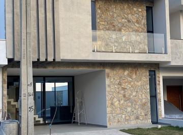 Foto 02 · Lindo Sobrado a venda no  Condomínio Terras de São Francisco com 160m².