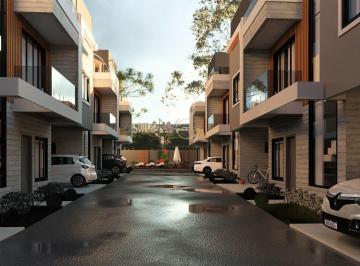 Casa · 187m² · 3 Quartos · 3 Vagas · Sobrado Alto Padrão no Água Verde