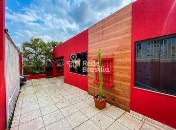 Casa · 200m² · 4 Quartos · 5 Vagas · Casa à venda no Riacho Fundo I