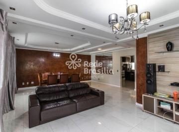 Casa · 520m² · 5 Quartos · 4 Vagas · Casa composta de 5 quartos á venda - Taguatinga Norte - DF