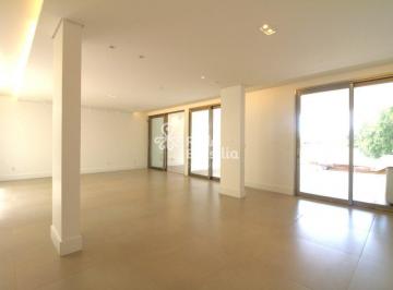 Casa · 580m² · 7 Quartos · 2 Vagas · SHIN QI 10 - Casa com 2 Pavimentos, 7 Quartos sendo 3 Suítes - Lago Norte - DF