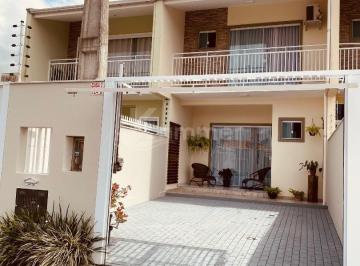 Foto 01 · Imóvel à venda em Balneário Piçarras-SC, bairro Itacolomi: 3 quartos, 1 suíte, 2 banheiros, 2 vagas