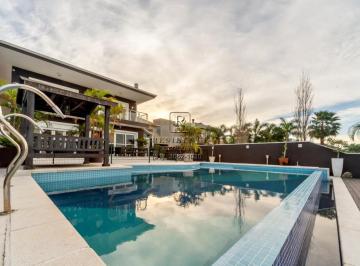 Foto 04 · Impecável Casa em Condomínio à Venda com 4 dormitórios, 550m² e 4 vagas no bairro Terra Ville em Por
