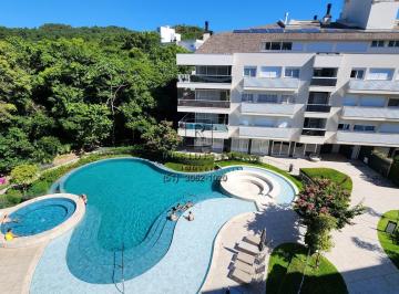 Foto 01 · Luxuoso apartamento de 5 quartos em Jurerê Internacional, Florianópolis-SC: 5 suítes, 3 salas, 4 vag