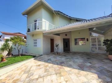 Casa de 3 quartos, Peruíbe · CASA A VENDA NA PRAIA EM PERUIBE/SP