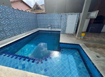Casa de 4 quartos, Peruíbe · CASA COM PISCINA A VENDA NA PRAIA EM PERUIBE/SP