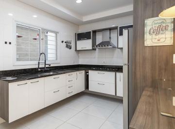 Casa de 3 quartos, Curitiba · Triplex mobiliado com 3 quartos (1 suíte) à venda em Santa Felicidade 