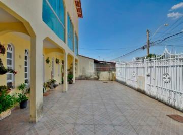 Casa de 6 quartos, Gama · OTIMA CASA, COM 4 QUARTOS MAIS UMA CASA NOS FUNDOS, EXCELENTE PARA CLINICAS.