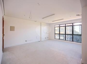 Comercial · 86m² · 2 Vagas · Salas à venda em Petrópolis - RS
