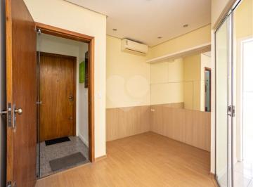 Comercial · 46m² · 1 Quarto · 999 Vagas · Salas com 1 quartos à venda em Centro histórico - RS