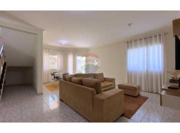 Casa · 550m² · 4 Quartos · 4 Vagas · Quintal Amplo! Rua sem Saída - Aceita imóvel como parte de pagamento!