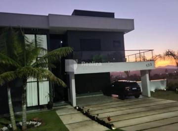 Casa · 450m² · 3 Quartos · 6 Vagas · Sobrado à venda e para alugar em Jacareí, Jardim Nova Esperança, com 3 suítes, com 450 m²