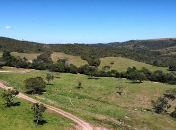 Foto 01 · Fazenda à venda em Luziânia-GO: 5 quartos, 2 suítes, 3 salas, 3 banheiros, 5 vagas, 677.600m²!