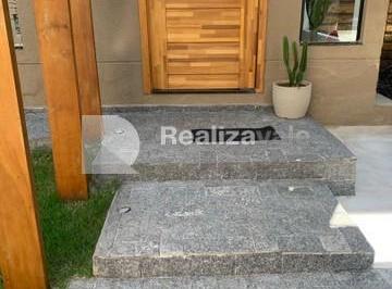 Casa · 250m² · 3 Quartos · 2 Vagas · Venda | Casa com 250 m², 3 dormitório(s), 2 vaga(s). Loteamento Villa Branca, Jacareí