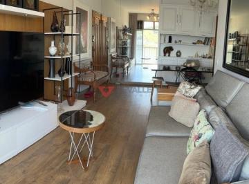Apartamento · 90m² · 2 Quartos · 1 Vaga · Apartamento à venda na Lagoa: 2 suítes, 1 vaga