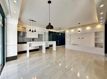 Casa de 3 quartos, Itapetininga · Sobrado com 3 quartos e piscina | Condomínio Marina - Itapetininga/SP