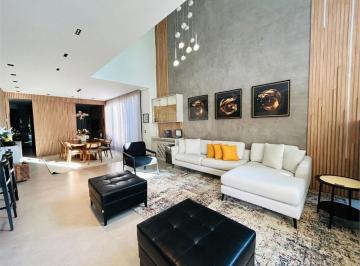 Casa · 321m² · 5 Quartos · 4 Vagas · Casa com 5 quartos à venda em Riviera - SP