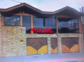 Casa · 180m² · 4 Quartos · 2 Vagas · otima localização no  monte castelo proximo a havan