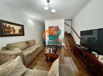 Casa · 147m² · 3 Quartos · 2 Vagas · Sobrado em Jardim Santa Francisca - Guarulhos