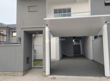 708664_iOqO9Qd1g81yYj69_7086646817e5dc215fa.jpg · Casa 2 dormitórios 96m2 privativos 1 vaga de garagem no bairro Nova Palhoça