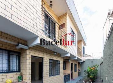 Casa · 114m² · 2 Quartos · 1 Vaga · Apartamento : / Residencial / Riachuelo