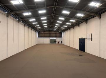 Comercial , São José dos Pinhais · Galpão para Alugar com até 4.470m² - São José dos Pinhais com Docas. 