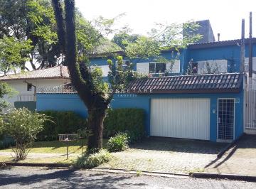 Casa de 4 quartos, Curitiba · Linda casa no Água Verde de 550m² de puro charme e conforto!