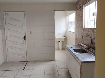 Apartamento de 2 quartos, Macaé · Apto Na Ajuda c/ 2qts, sendo 1suíte, 2brs, 2vgs, amrs, sacada, box c/ blindex