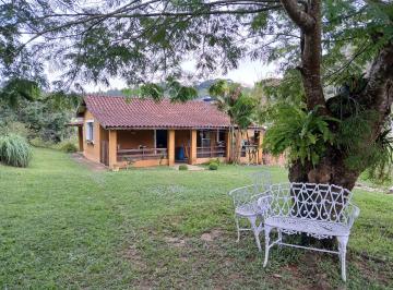 Rural de 3 quartos, Embu-Guaçu · Linda Chácara com lago à Venda – Embu-Guaçu/SP | 8.000m² com escritura de origem