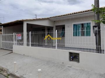 Casa de 3 dormitórios com suíte no Madri · Casa de 3 dormitórios com suíte no Madri