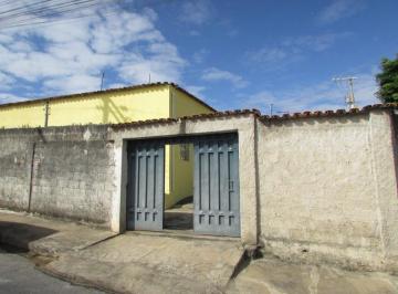 97660_30-1_160749.jpg · CASA DOIS QUARTOS COM SUITE, 4 VAGAS DE GARAGEM E AREA EXTERNA
