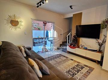 Casa · 90m² · 2 Quartos · 2 Vagas · Casa à Venda com 2 suítes em Condomínio por R$ 520.000
