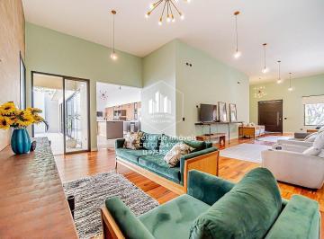 Casa · 402m² · 4 Quartos · 6 Vagas · Casa com 4 Quartos(4Suítes) à Venda, 402 m² por R$ 2.299.000