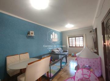Casa · 240m² · 4 Quartos · 3 Vagas · Casa à venda com 4 dormitórios(2 suítes) por R$ 750.000,00