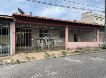 Casa · 180m² · 3 Quartos · 3 Vagas · QE 03 - CASA COM 03 QUARTOS - LOTE COM 200M² -  R$ 600.000 - GUARÁ I DF