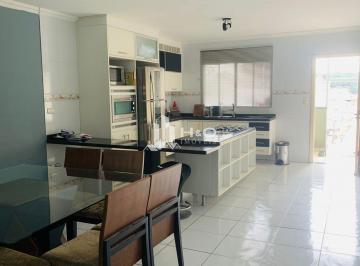 WhatsApp Image 2025-04-18 at 09.30.39 (1).jpeg · Oportunidade, Sobrado à Venda no Jardim Brasília com 225m², 4 Dormitórios, 3 Suítes, Estúdio, Área G