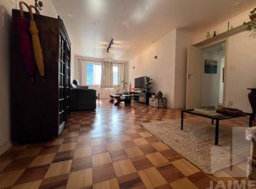 Apartamento · 131m² · 2 Quartos · 1 Vaga · APARTAMENTO 2 DORMITORIOS 2 BANHEIROS SALA 2 AMBIENTES 1 VAGA.