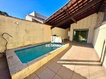 9dd34ca1a7a5e7f1f993a8464505b0b005a9d54b · Praia Grande, Guilhermina. Linda Casa com 3 dormitórios, 1 suíte, piscina